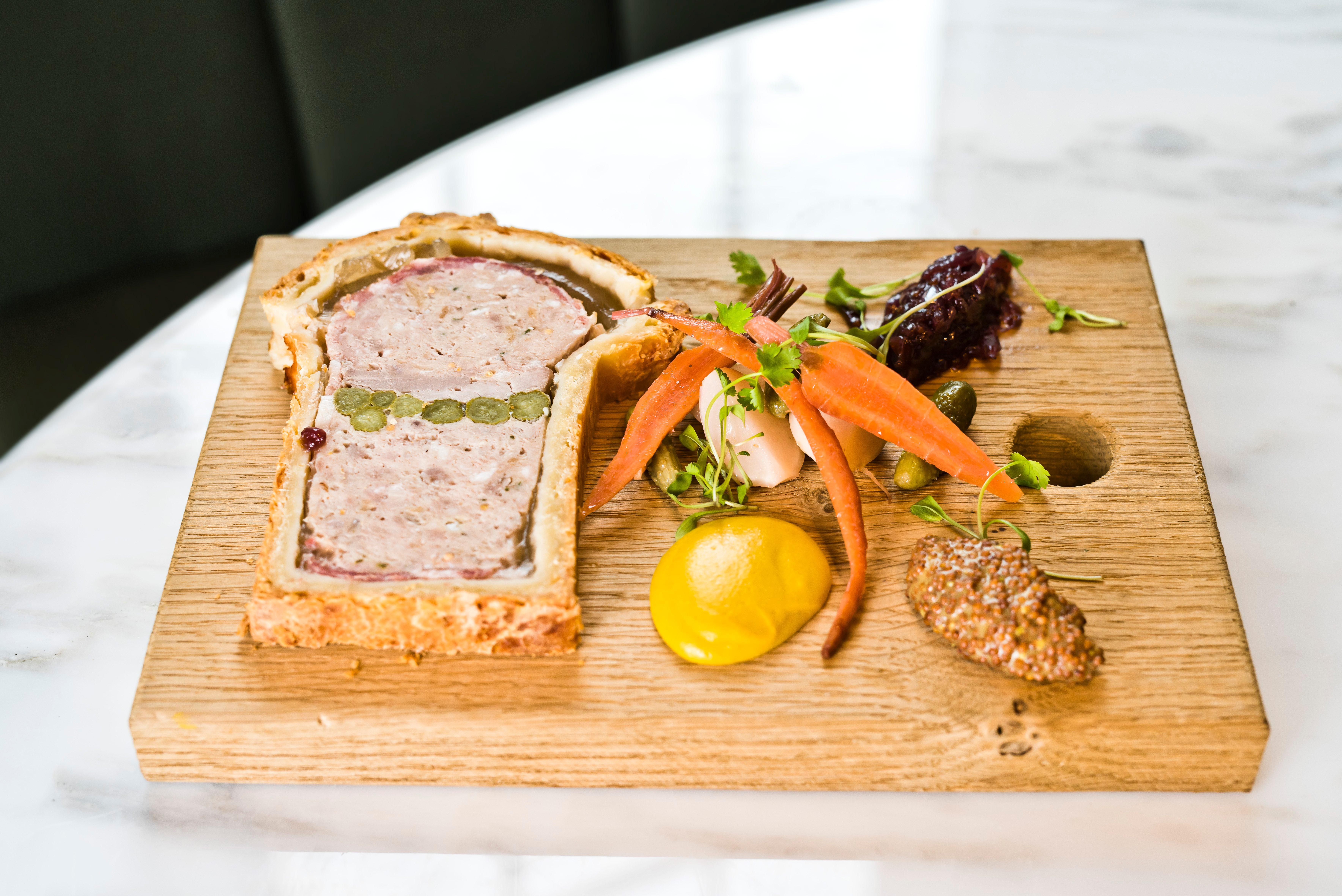 Kimpton Blythswood Square Hotel & Spa By Ihg Glasgow Exterior foto A pork and duck terrine